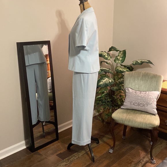 NWT Larry Levine Petite Womens 2pc. Double Breasted SS Suit, Sz. 12P, Light Blue - Picture 11 of 16